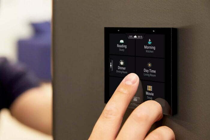 Test Rithum Switch : un mini écran tactile mural pratique et élégant